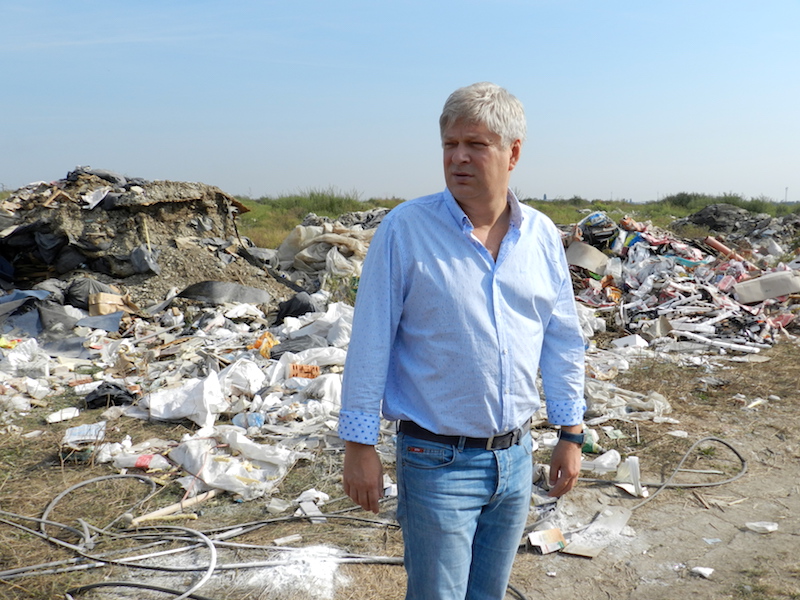 Daniel Tudorache cheamă cetățenii Sectorului 1 împotriva gropilor de gunoi poluante