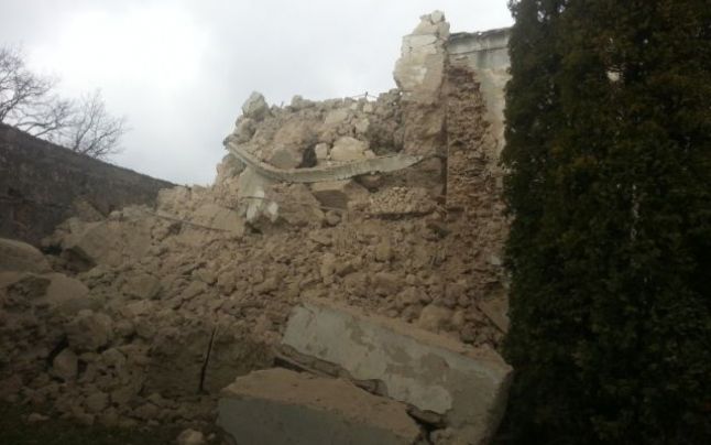 De ce s-a prabusit Turnul bisericii fortificate de la Rotbav