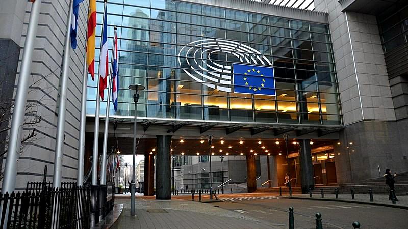 De la Strasbourg se solicită sancțiuni mai dure împotriva Moscovei. Parlamentul European
condamna comportamentului agresiv al Kremlinului