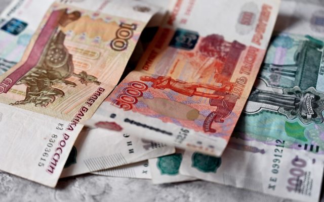 Deficitul bugetar al Rusiei în primele nouă luni din acest an s-a redus la 17,1 miliarde dolari / Putin a anunțat un surplus bugetar în trimestrul trei

