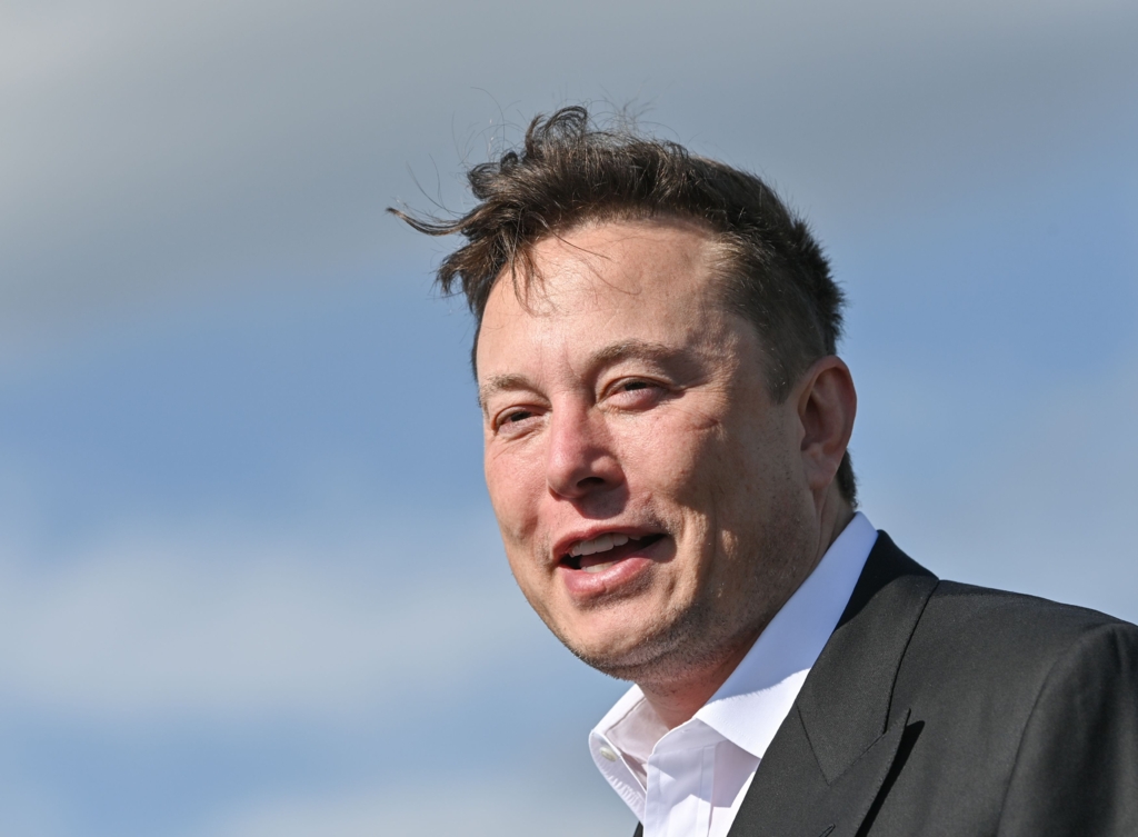 Delir total: Elon Musk compară activitatea companiei sale Neuralink cu cea a lui Iisus