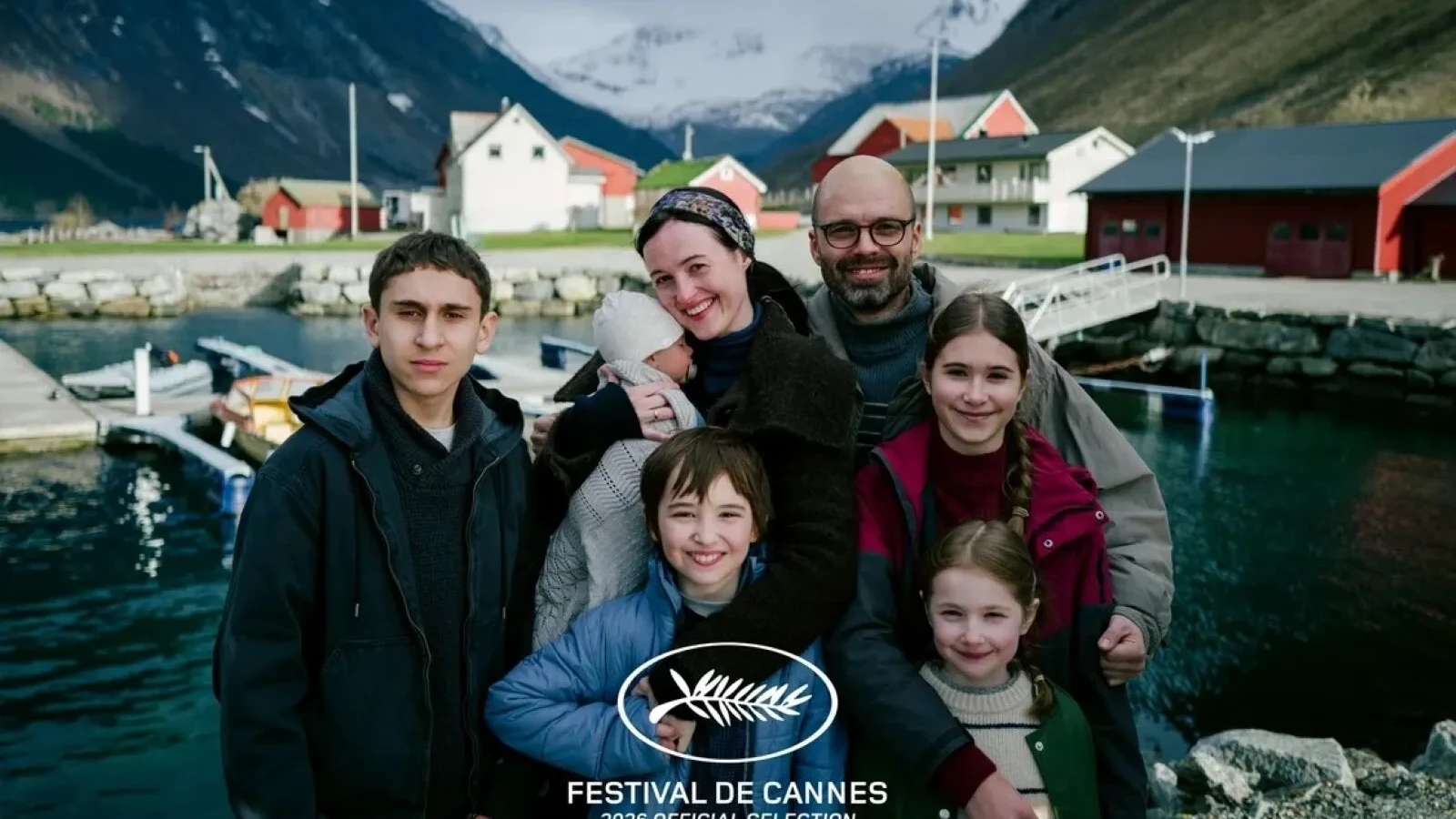 Demi Moore despre Cristian Mungiu - Drumul către Oscar: Cannes, punctul de plecare al cursei pentru premii. Filmul "Fjord" a câștigat Trofeul Palme d'Or