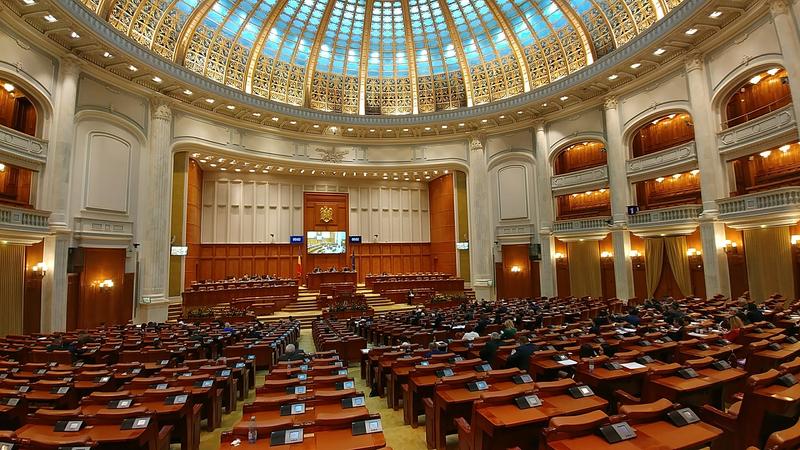 Deptuatul USR Iulian Bulai, după o disuptă cu Bacalbașa: Susțin testarea psihologică obligatorie, la intrarea în Parlament
