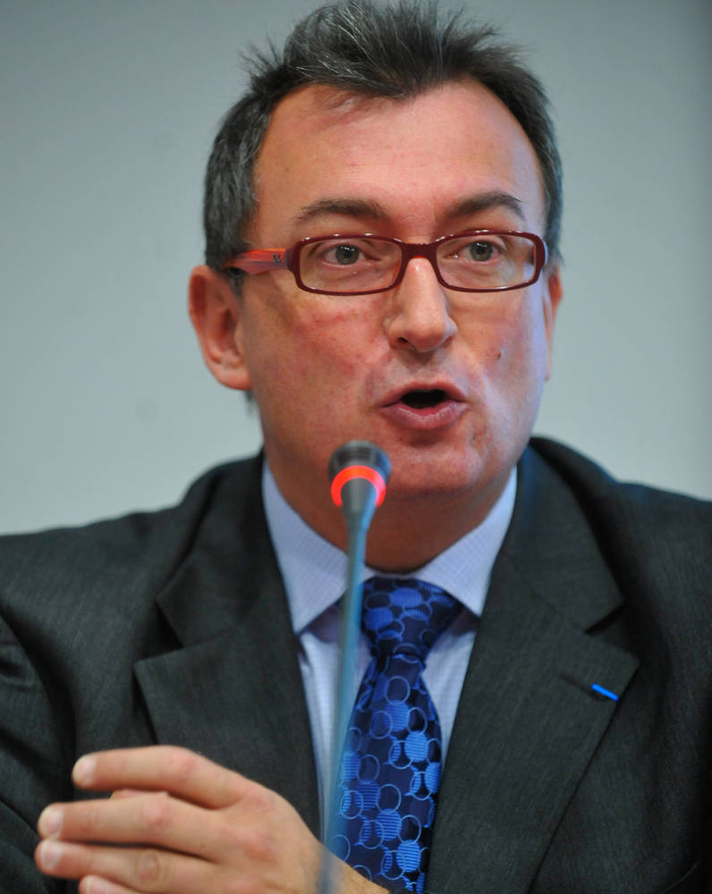 Directorii francezi de la Apa Nova, audiaţi de DNA