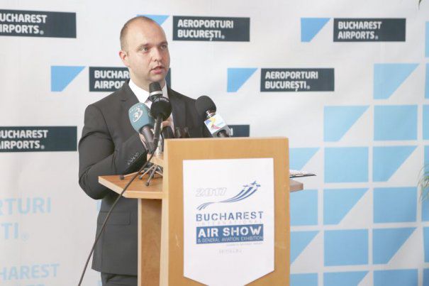 Directorul Bogdan Mindrescu refuza sa semneze contractul cu americanii pentru Aeroportul Otopeni