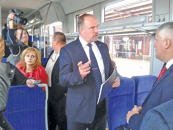 Directorul CFR Călători, Iosif Szenteș, și-a tras consilier de la ALDE ca să aibă susținere politică totală