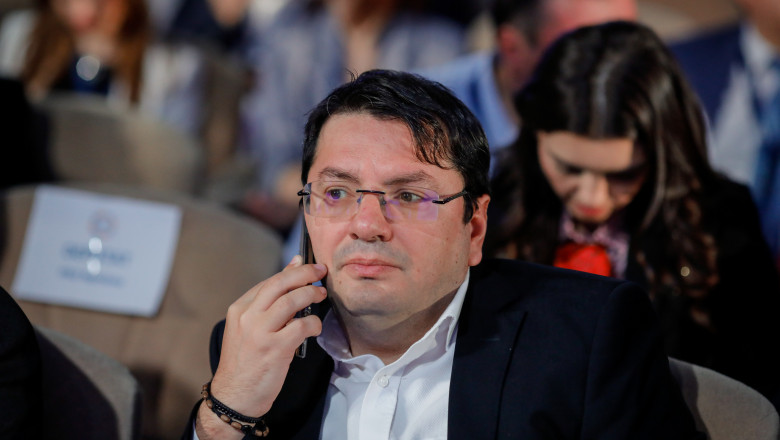 DNA cere ridicarea imunității lui Nicolae Bănicioiu. Fostul ministru este acuzat că a luat mită aproape 4 milioane de lei