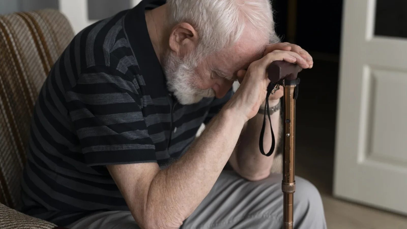 DOCUMENT: Pensia care nu mai vine. Mii de români riscă să rămână fără venituri după o viață de muncă în străinătate