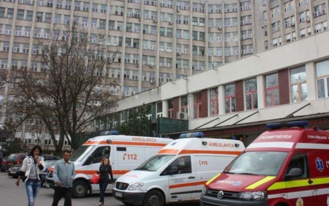 Doi pacienţi au murit aşteptând un loc la ATI COVID-19 Craiova. Medicii: