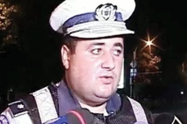 Doi poliţişti au fost reţinuţi, în dosarul în care este implicat comisarul Maghiari