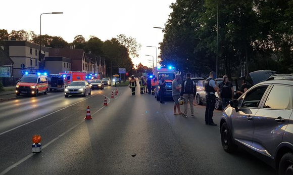 Doi români, înjunghiați în stil mafiot pe stradă, în Germania. În ce stare se află victimele