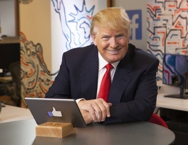 Donald Trump, fotografiat pe ascuns alături de ministrul de externe rus Serghei Lavrov