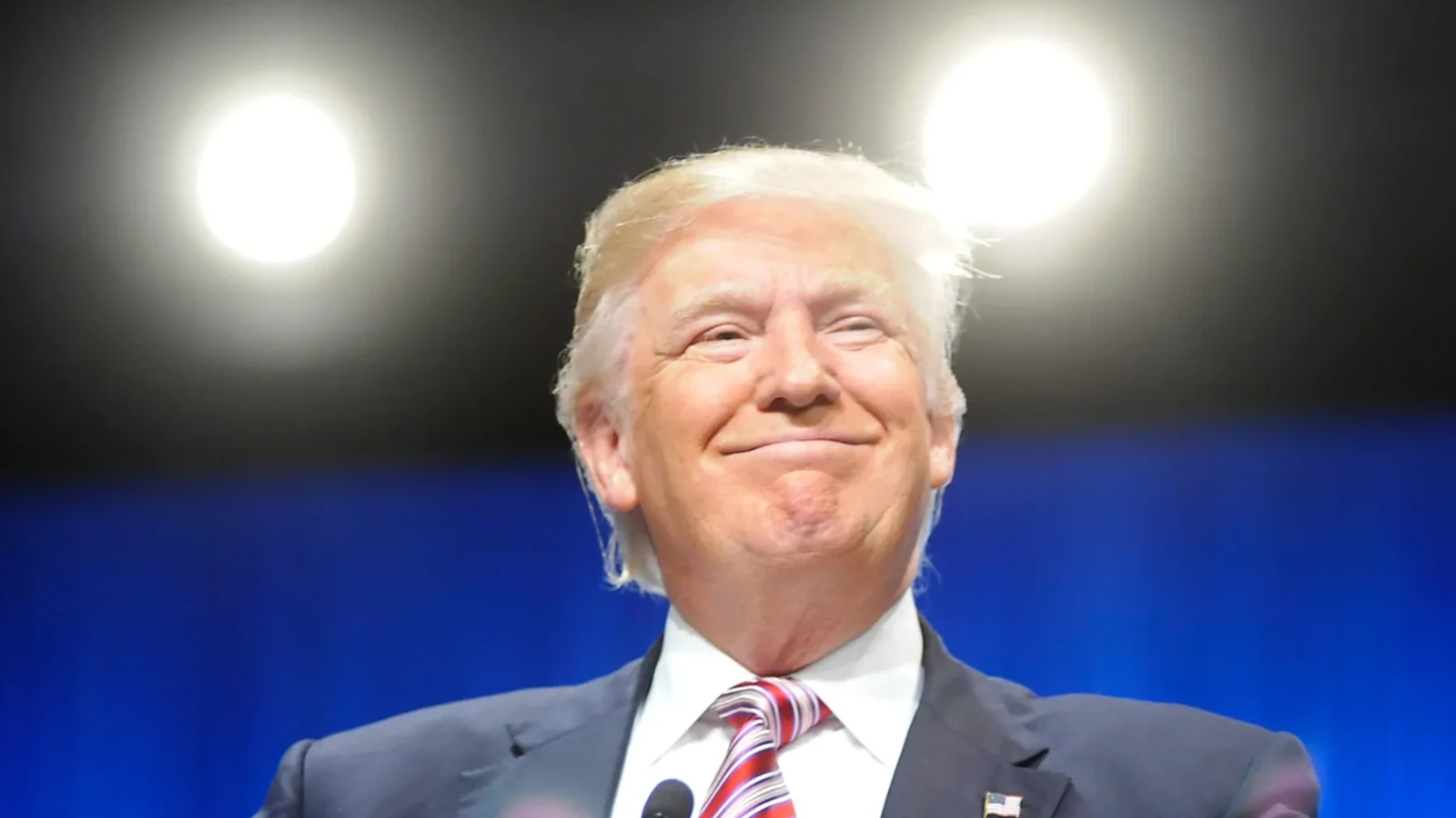 Donald Trump zice că a pus mâna pe "cel mai mare acord petrolier din istoria lumii": 65 de miliarde de barili din petrolul Venezuelei
