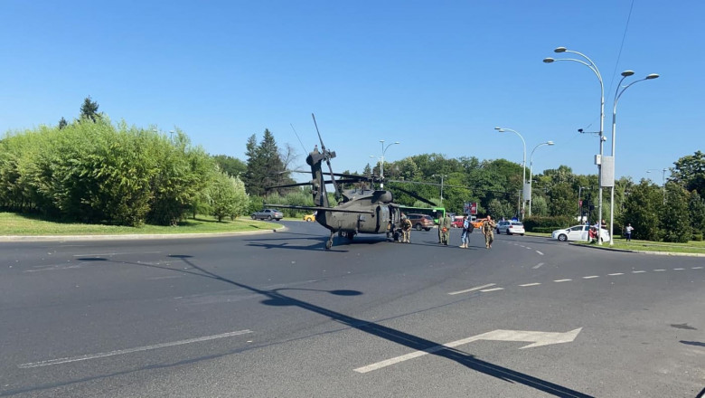 Dosar penal in cazul elicopterului Black Hawk american a aterizat forţat în piaţa Charles de Gaulle
