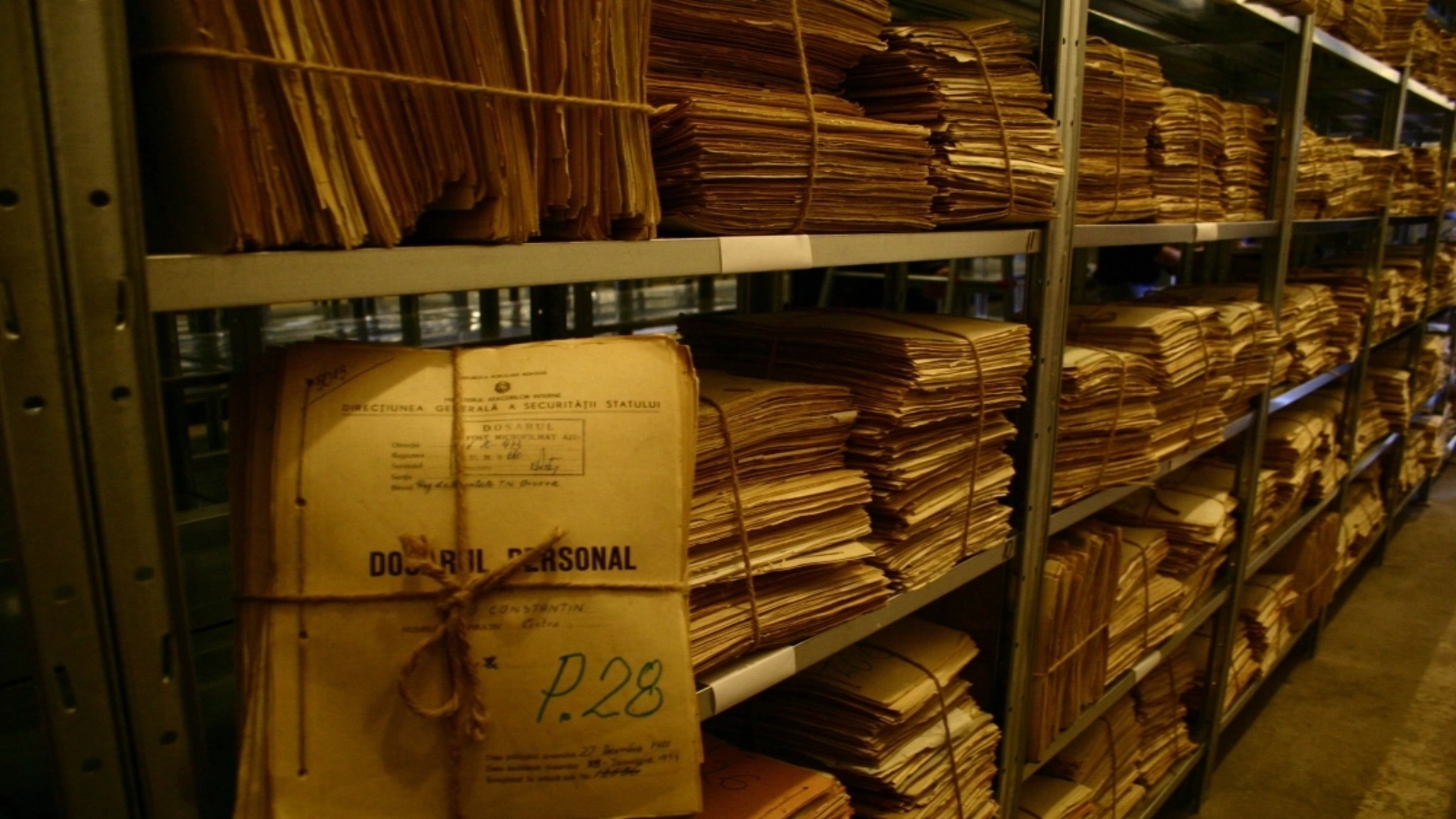 Dosarele despre mineriade, URSS, Regele Mihai și alegerile din 1990 devin publice. Arhivele secrete ale tranziției vor fi deschise de Guvern