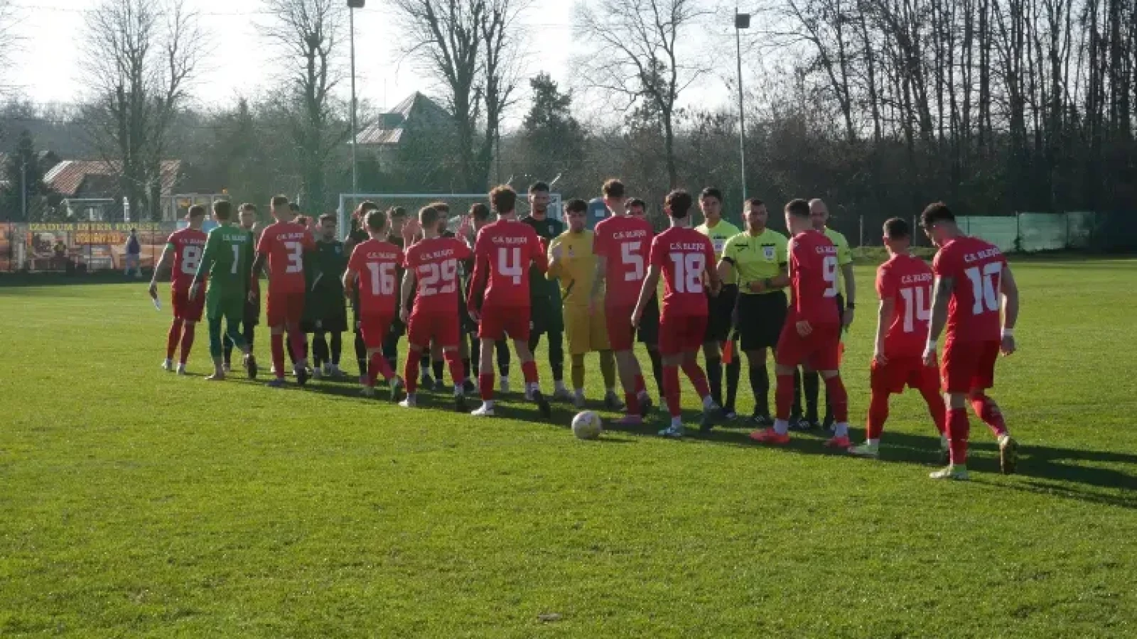 Dosarul meciurilor trucate pentru pariuri din fotbalul românesc: Încă cinci suspecți au fost reținuți
