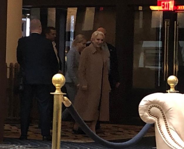 Dovada: Viorica Dăncilă a fost cazată într-un hotel deţinut de Trump în vizita sa la Washington