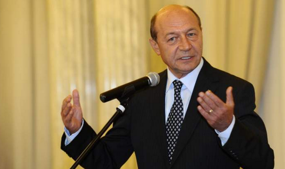 Draga Vasile, este mai onorabil sa fii caporal sub Basescu decat soldat prost sub Gorghiu