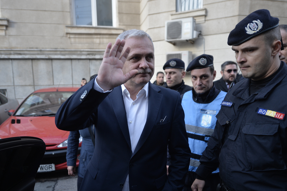 Dragnea, reacţie după decizia CCR privind interceptările: 