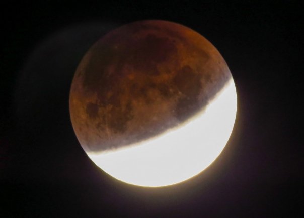 Eclipsa de luna 2019. Momentul maxim e dupa miezul noptii. Unde puteti sa o vedeti la Bucuresti