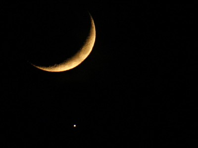 Eclipsa de Luna din 23 martie il face pe Jupiter sa straluceasca la jumătate cat Soarele