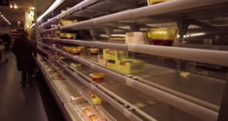 Efectul Brexit incepe sa se simta in supermarketurile din Marea Britanie. Imagini cu rafturi goale in raioanele de fructe si legume