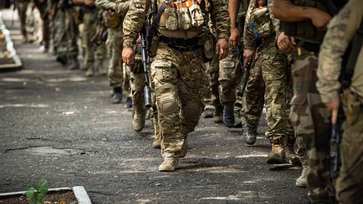 Ei bine, e adevarat: Armata a emis ordine de chemare pentru rezerviştii din Bucureşti şi Ilfov