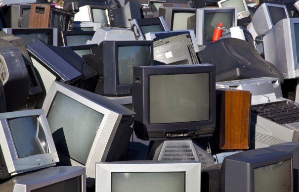 Electrocasnice programate din fabricație să se strice mai devreme. Cum sunt păcăliți consumatorii