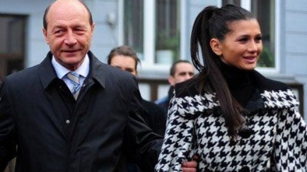 Elena Basescu a nascut iar! Bunicul este in culmea fericirii! Cine este tatal