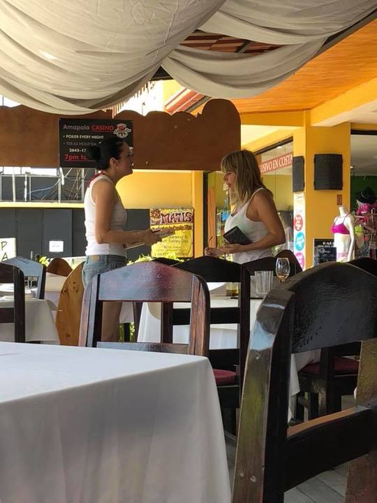 Elena Udrea și Alina Bica, fotografiate în Costa Rica. Reacția dură a Elenei