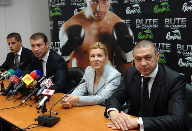 Elena Udrea şi Ion Ariton aşteaptă astăzi sentinţa în dosarul