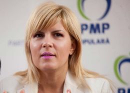 Elena Udrea iese din nou la atac: 