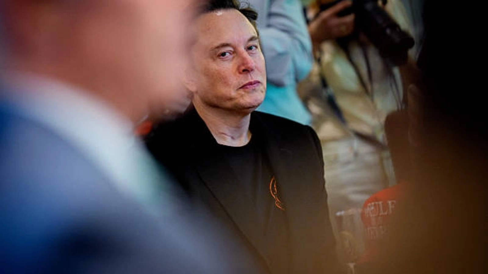 Elon Musk susține că Soros ar controla acum scena politică din Ungaria