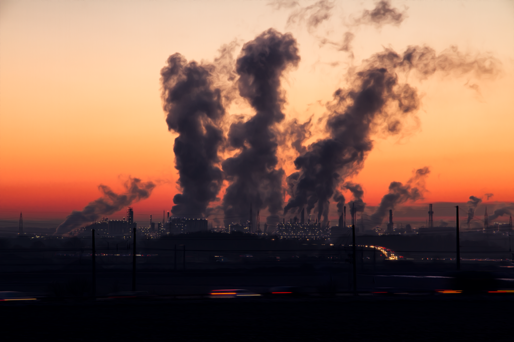 Emisiile indirecte de carbon ale giganţilor tehnologici au crescut cu 150% pe fondul expansiunii Inteligentei Artificiale