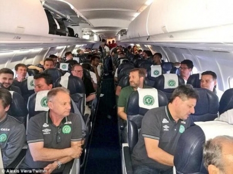 Eroare umana in tragedia aviatică în care au murit jucătorii de la Chapecoense. Avionul a rămas fără combustibil în timpul zborului