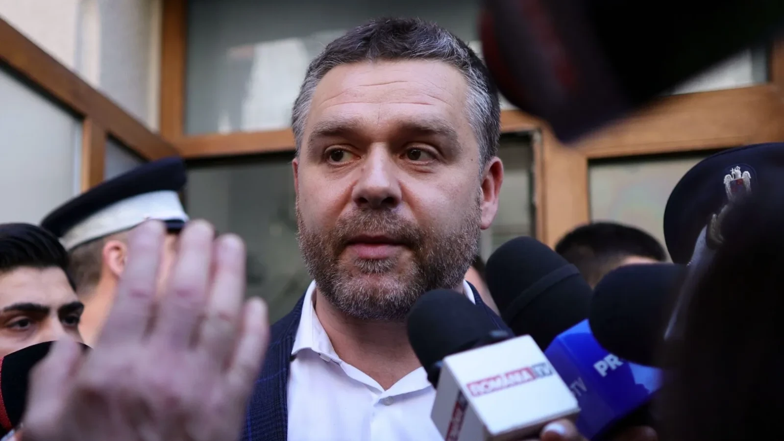 Explicația DNA: de ce a fost inculpat Ciprian Ciucu. Două persoane arestate preventiv în dosar
