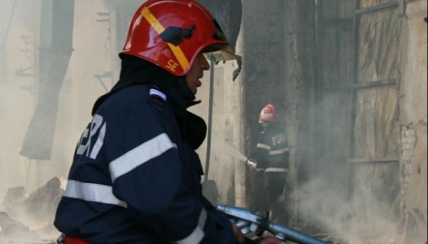 Explozie într-un bloc din Baia Mare, 38 de persoane au fost evacuate