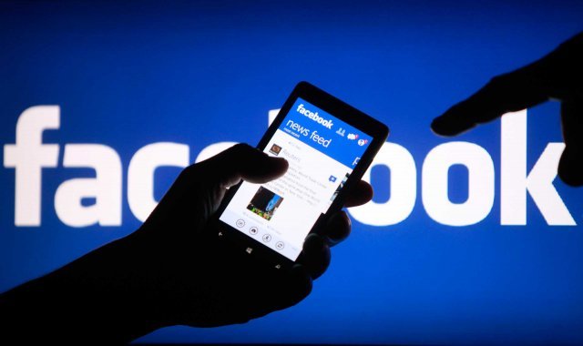 Facebook, investigată din cauza unei erori software care a expus milioane de fotografiile private