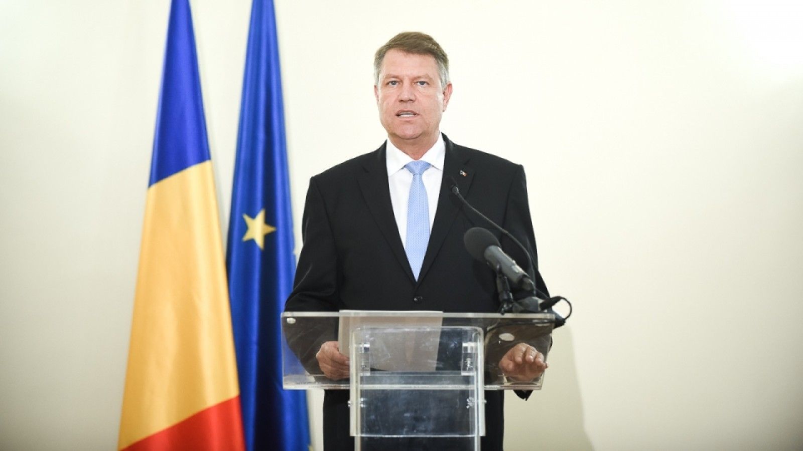 Faptele pentru care Klaus Iohannis le-a retras decoraţiile