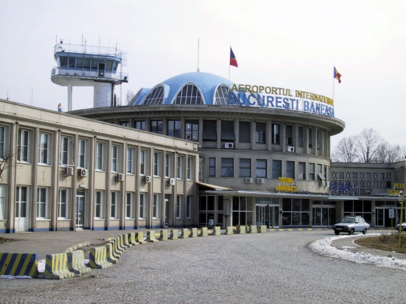 Fara case noi langa Aeroportul Baneasa. Primaria Bucuresti are un plan nou pentru reducerea zgomotului
