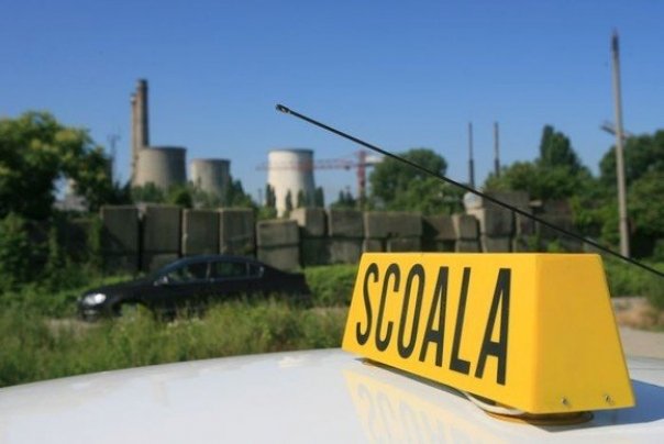 Fara poligon si traseu de noapte la scoala de soferi