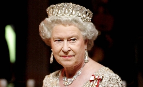 FBI dezvăluie o tentativă de asasinat asupra fostei regine Elisabeta a II-a
