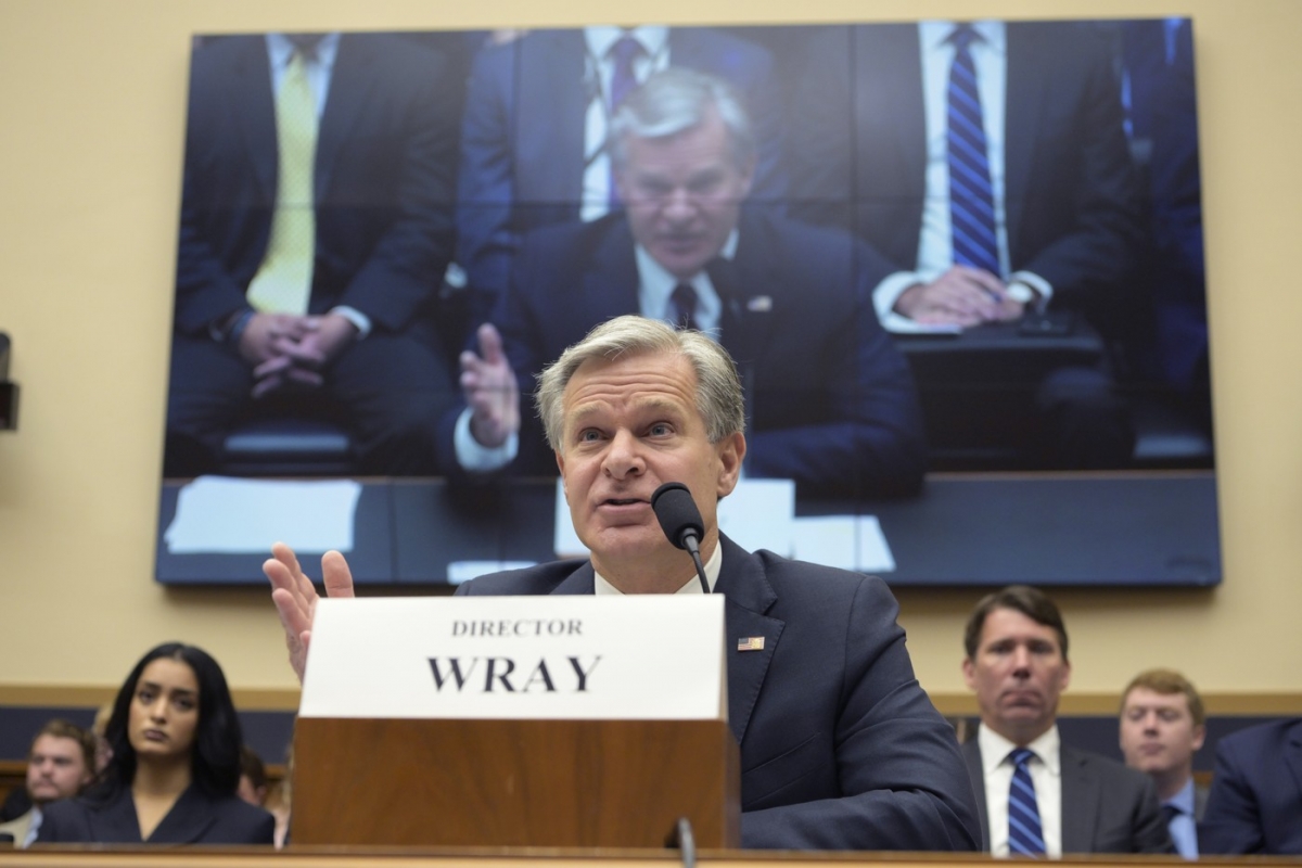 FBI vrea să-l audieze pe Trump, după controversele referitoare la glonțul care ar fi atins urechea fostului președinte