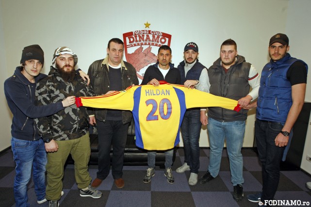 FC Dinamo organizează o licitatie de tricouri pentru a-l ajuta pe suporterul Cătălin Mihai Zarian, bolnav de cancer