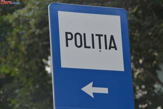 Femeia care ar fi batut si muscat doi politisti intr-un mall din Bucuresti a fost retinuta