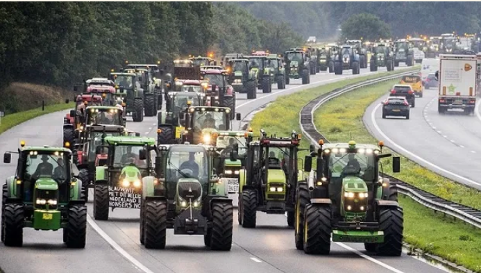 Fermierii se revoltă împotriva Pactului verde european: „Se dorește eliminarea suveranității alimentare!