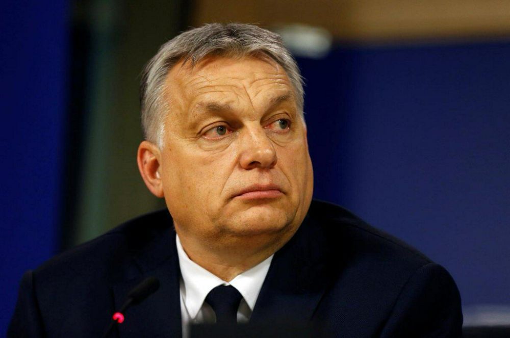 Fidesz a fost suspendat din Partidul Popular European