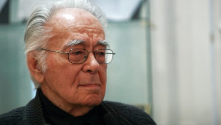 Filosoful Mihai Şora, pe Facebook, după cutremur: Şi la dumneavoastră dansează cărţile la 2 dimineaţă?