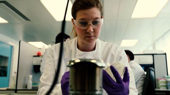 Financial Times: Companiile biotehnologice combat teama de „o apocalipsă a antibioticelor