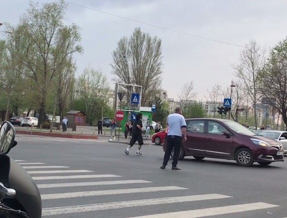 Focuri de armă în zona Unirii din Capitală